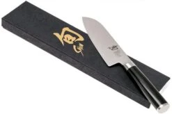 Kai Shun - Small Santoku 13.75 Cm 17 Kai Shun - Small Santoku 13.75 Cm -Kai KADM727 08 kai shun v2017 kadm727 08